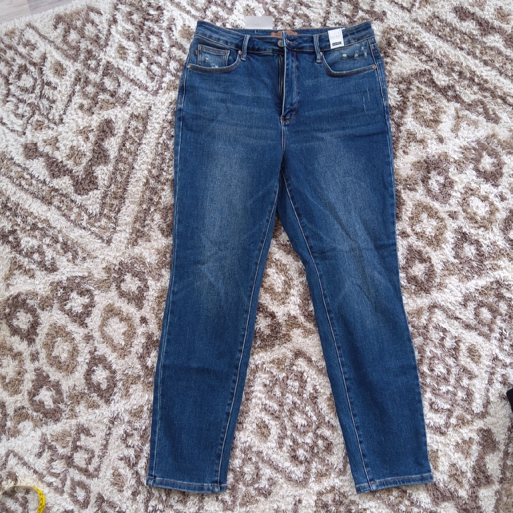 Judy Blue Dark Wash Skinny Jeans